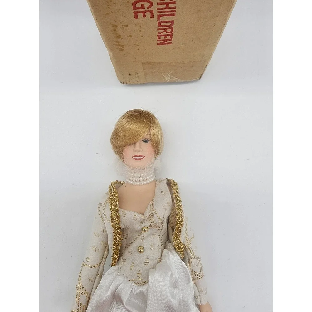 Princess Diana Porcelain Collector Doll Ivory Gown Gold Trim Bolero 11 Inch